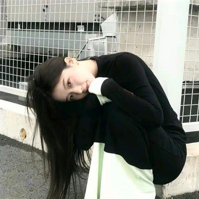 天王之女被曝走后门进组，连续多日海外留学画面流出
